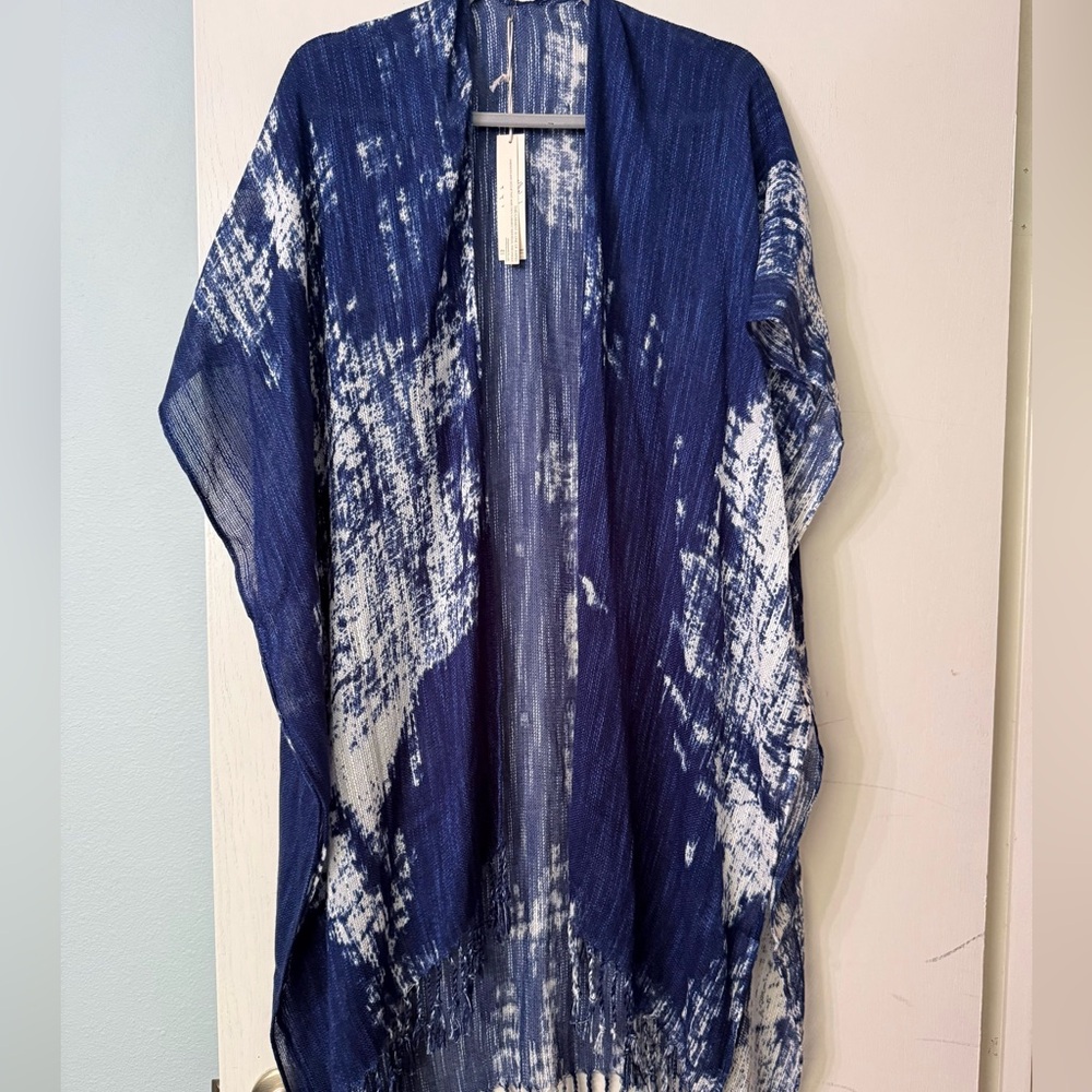 Lovestitch Indigo and Cream Textured Wrap